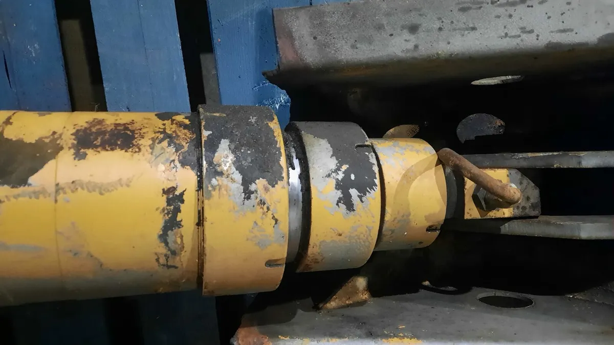 RAM. 3 stage tipping..5ft - Image 1