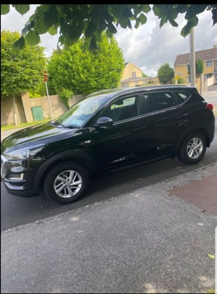 Car - Image 1