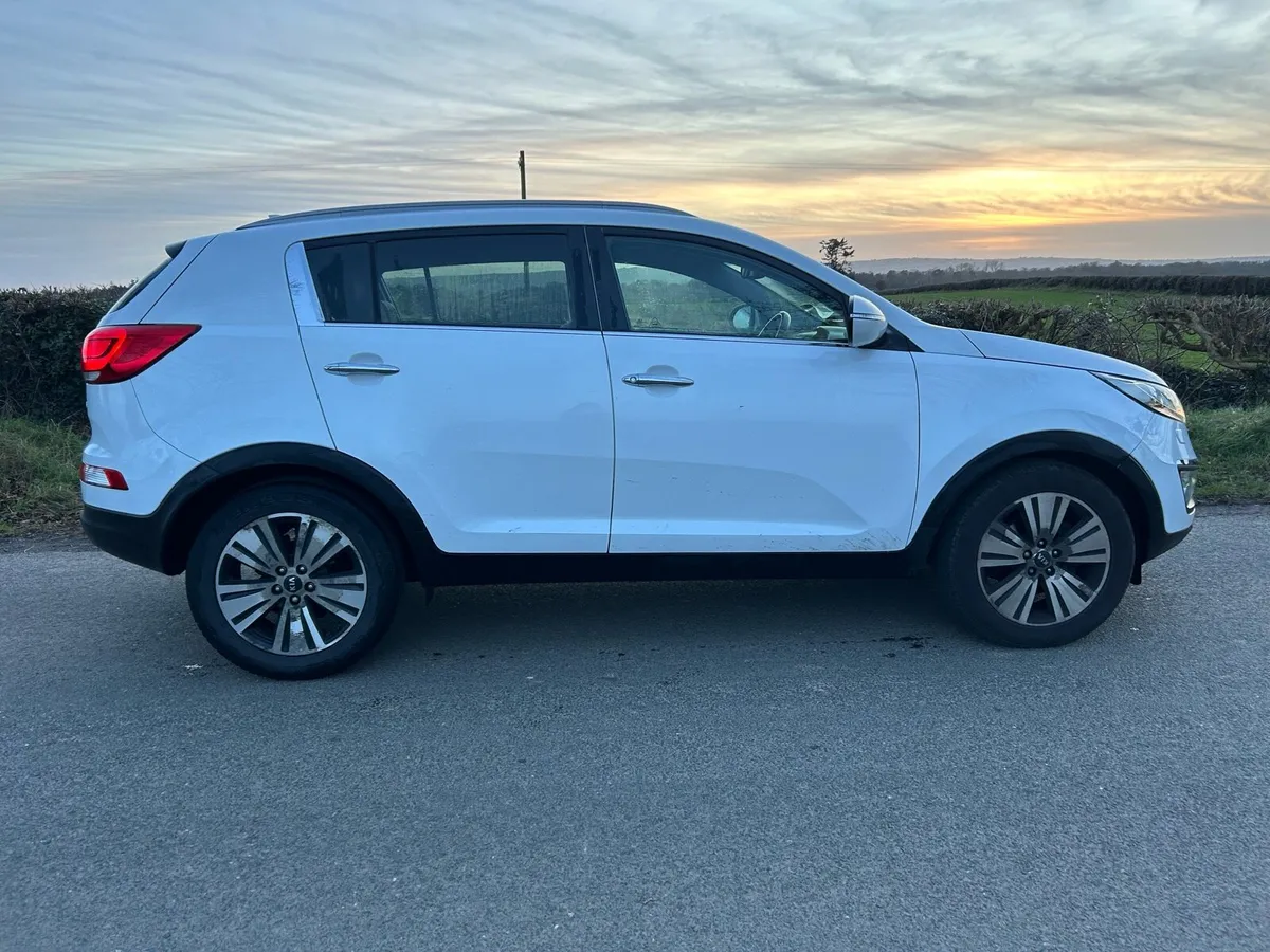 2015 Kia Sportage NCT 02/27 - Image 4