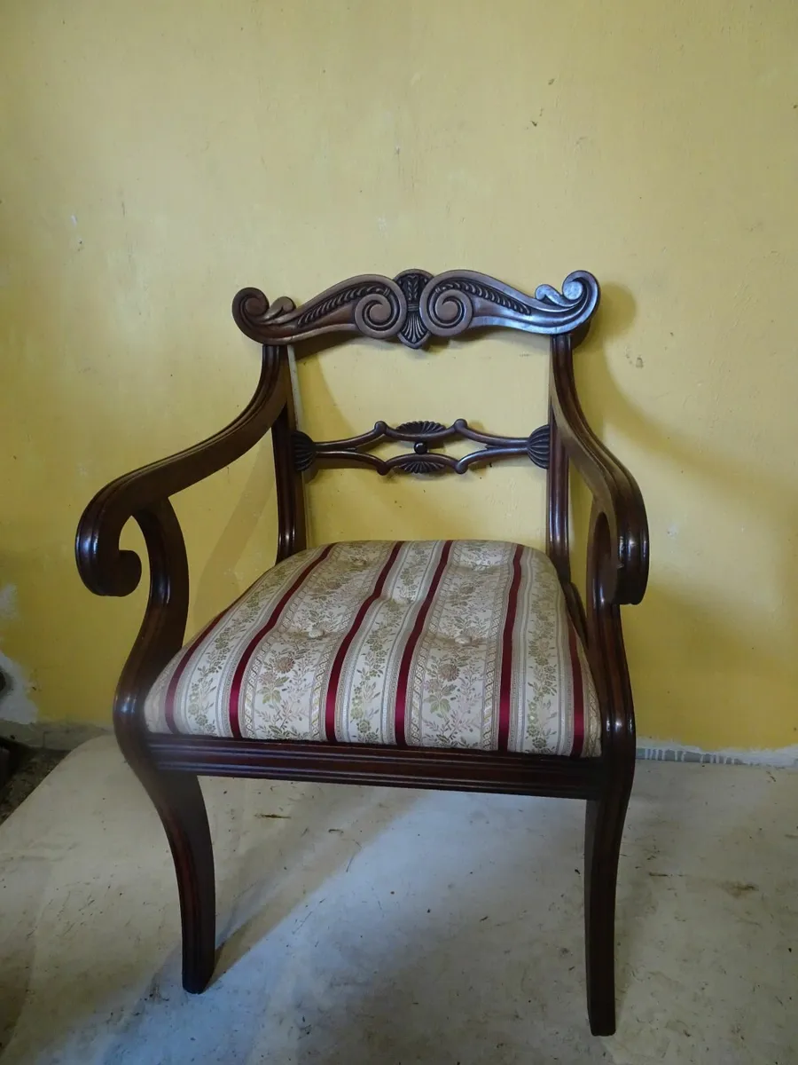 Grand old mahogany chair - Image 4