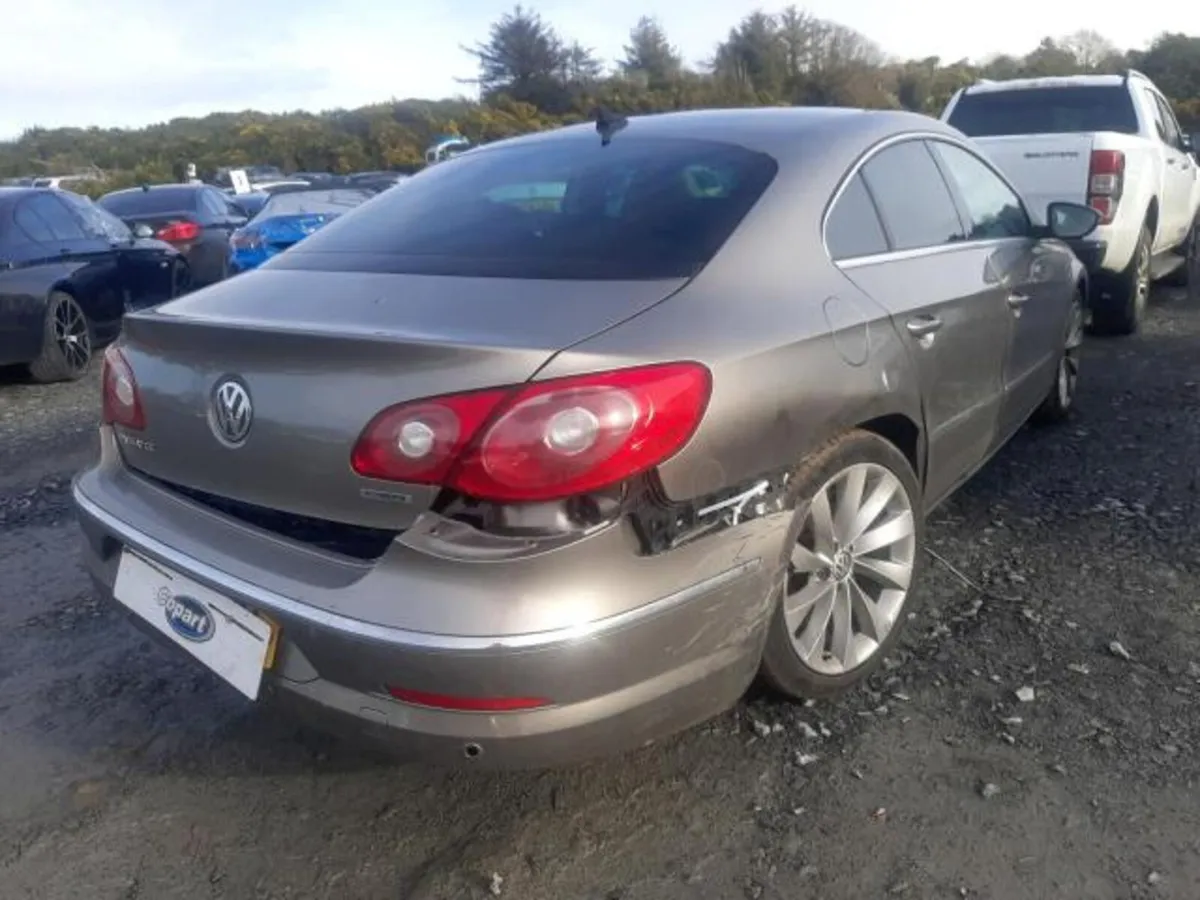 10-15 VW PASSAT CC BREAKING - Image 3
