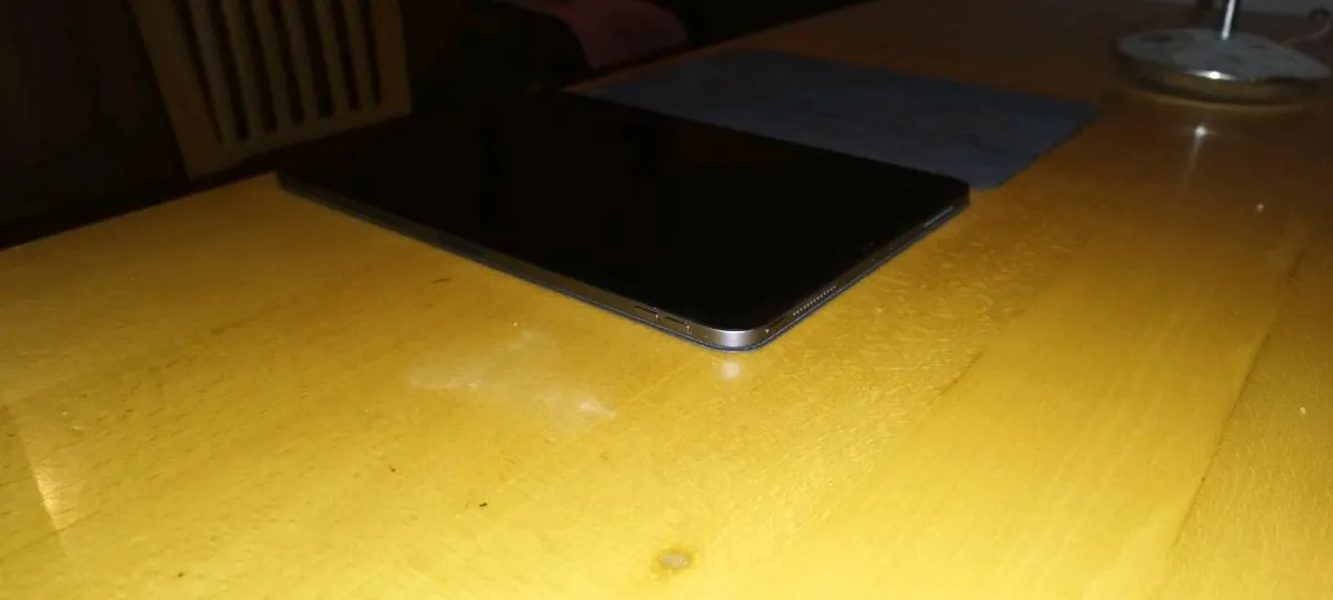 APPLE IPAD PRO 11"NEW!VERY NICE! - Image 2