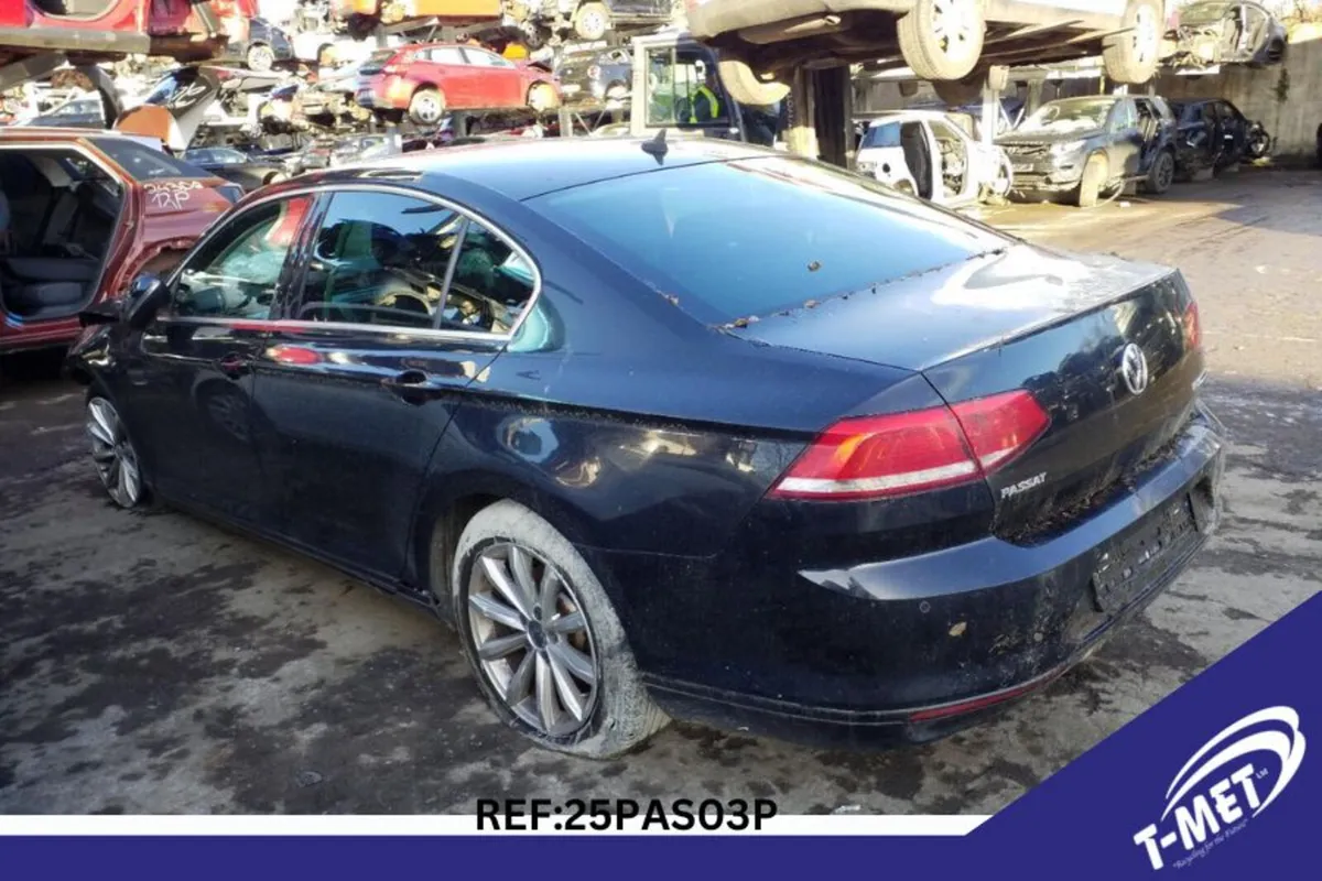 2015 VOLKSWAGEN PASSAT BREAKING FOR PARTS - Image 2