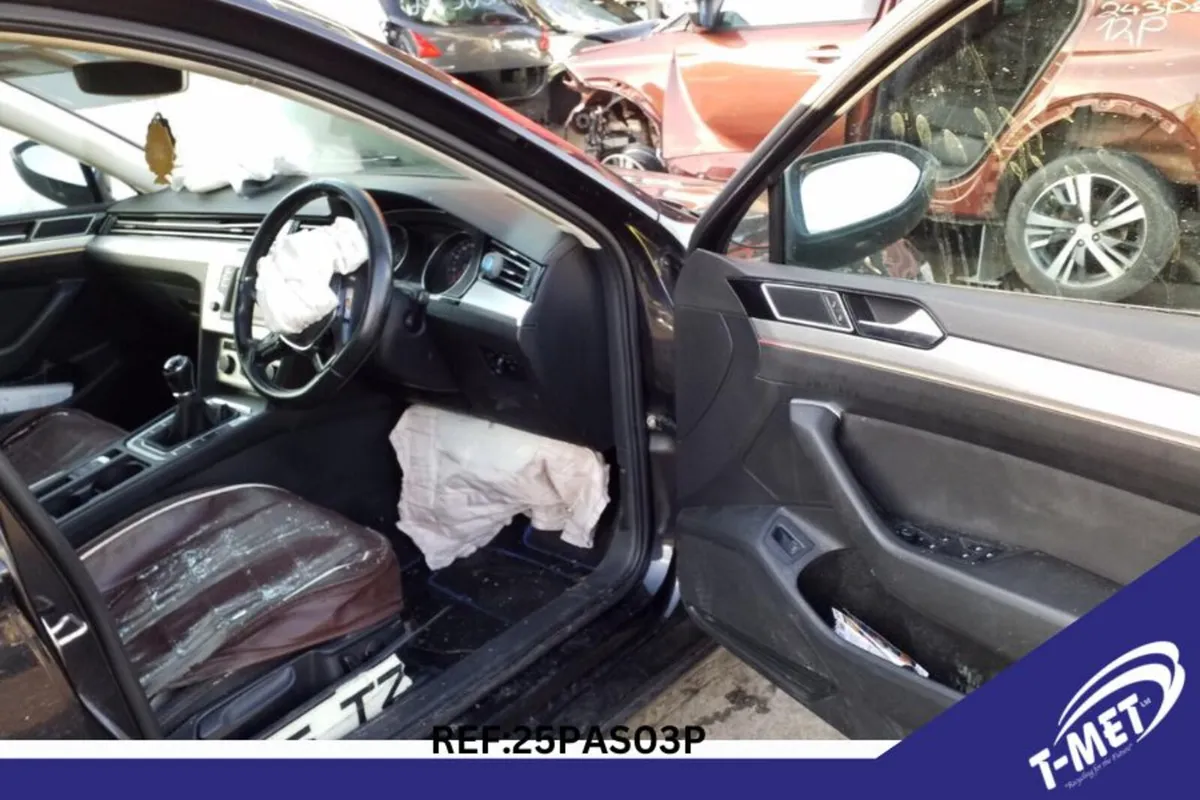 2015 VOLKSWAGEN PASSAT BREAKING FOR PARTS - Image 4