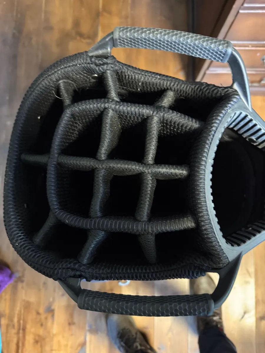 Waterproof golf bag - Image 2