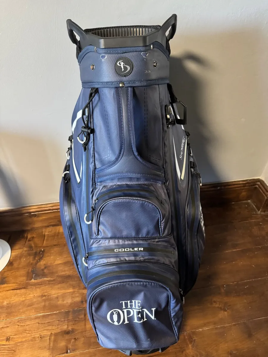 Waterproof golf bag - Image 1