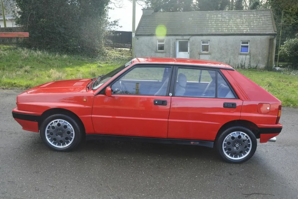 Lancia Delta Integrale HF - Image 3