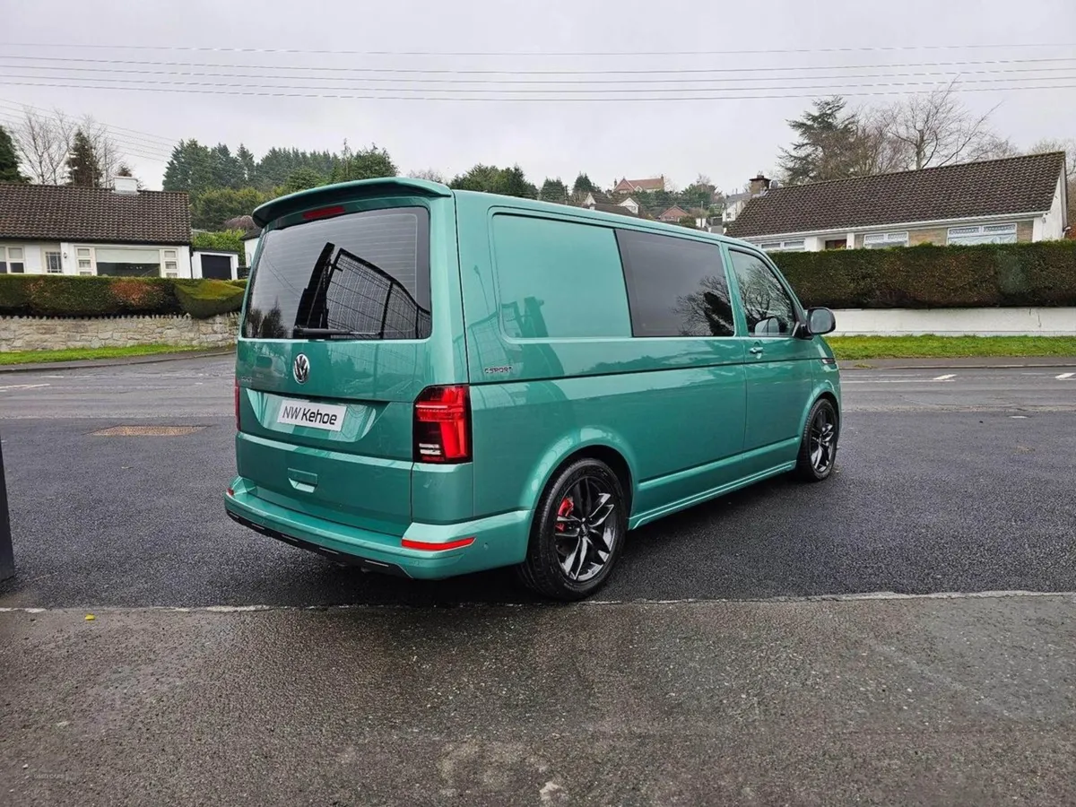 Volkswagen Transporter 2.0 TDI T32 Highline DSG F - Image 4