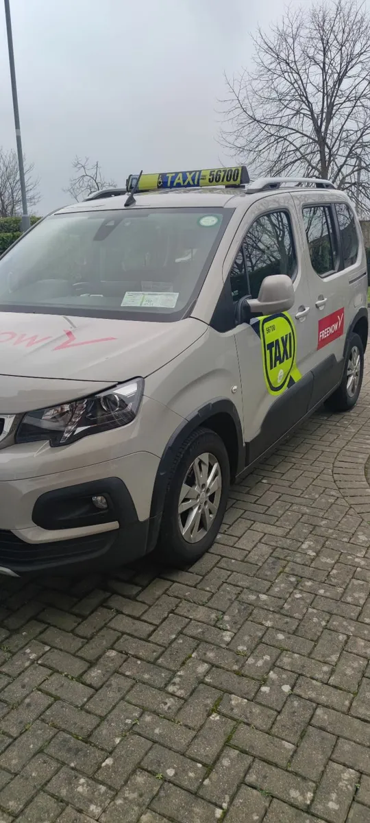 Taxi for rent - Image 2