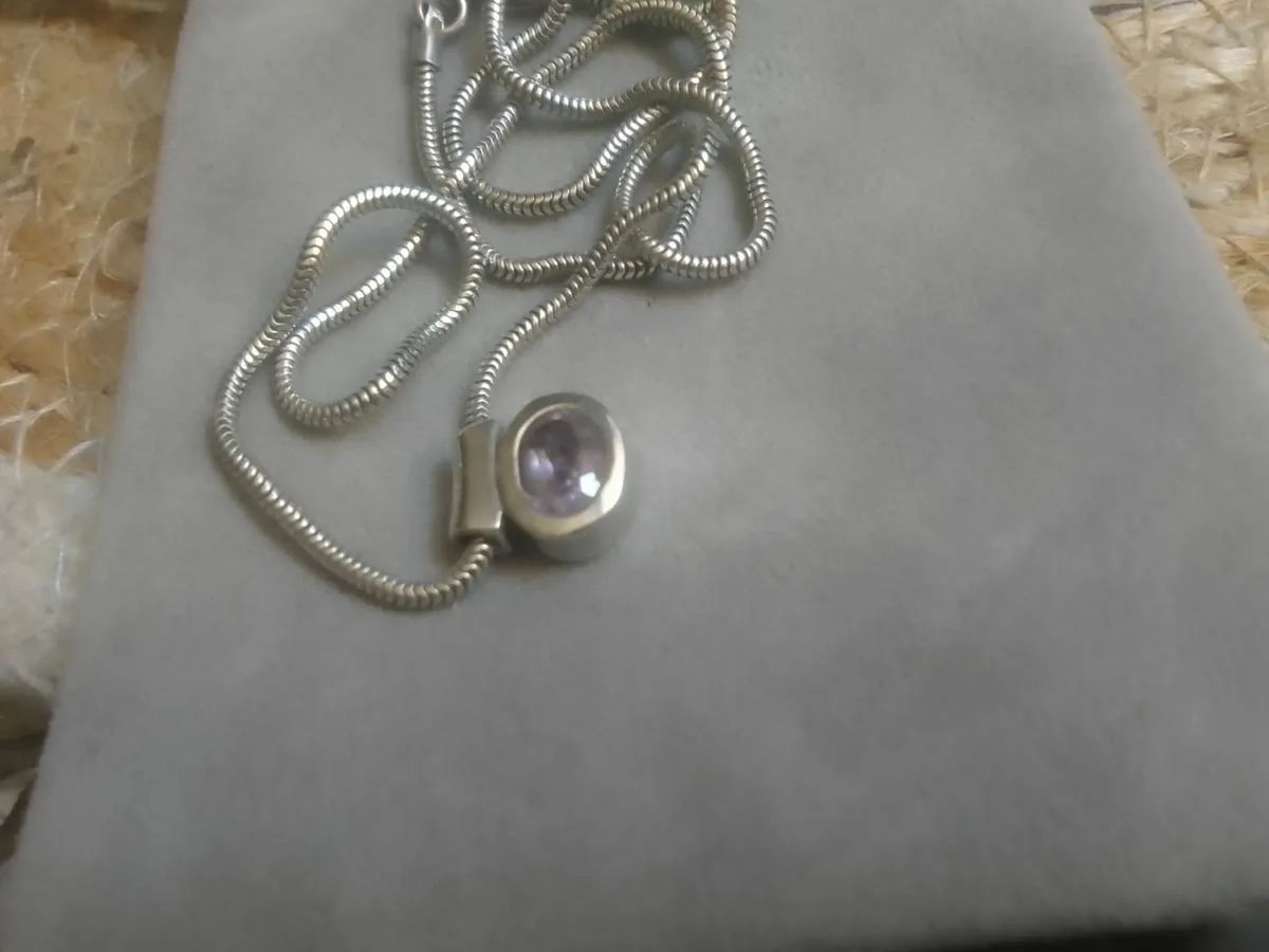 VINTAGE STERLING SILVER AMETHYST PENDANT ON HOLD - Image 4