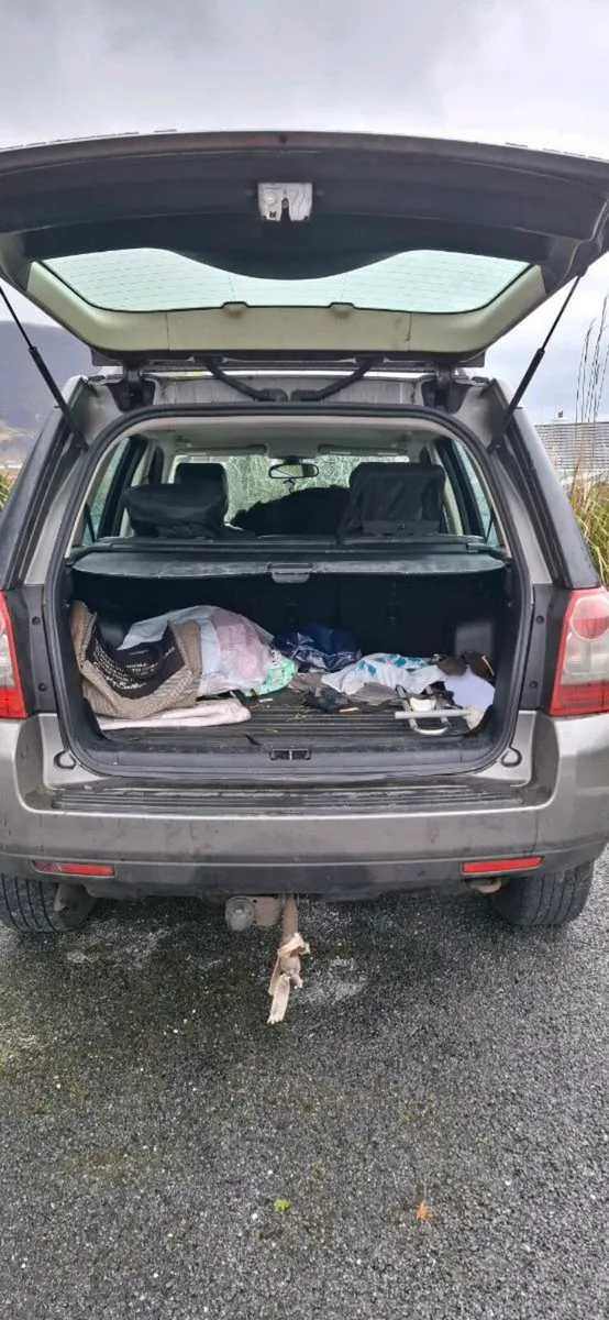 Freelander 10 D with NCT & tax nov - Image 4