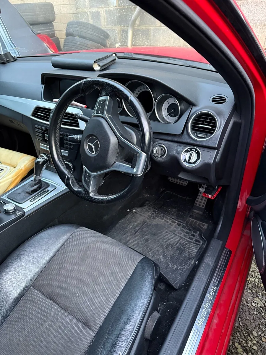 Mercedes C - Image 3