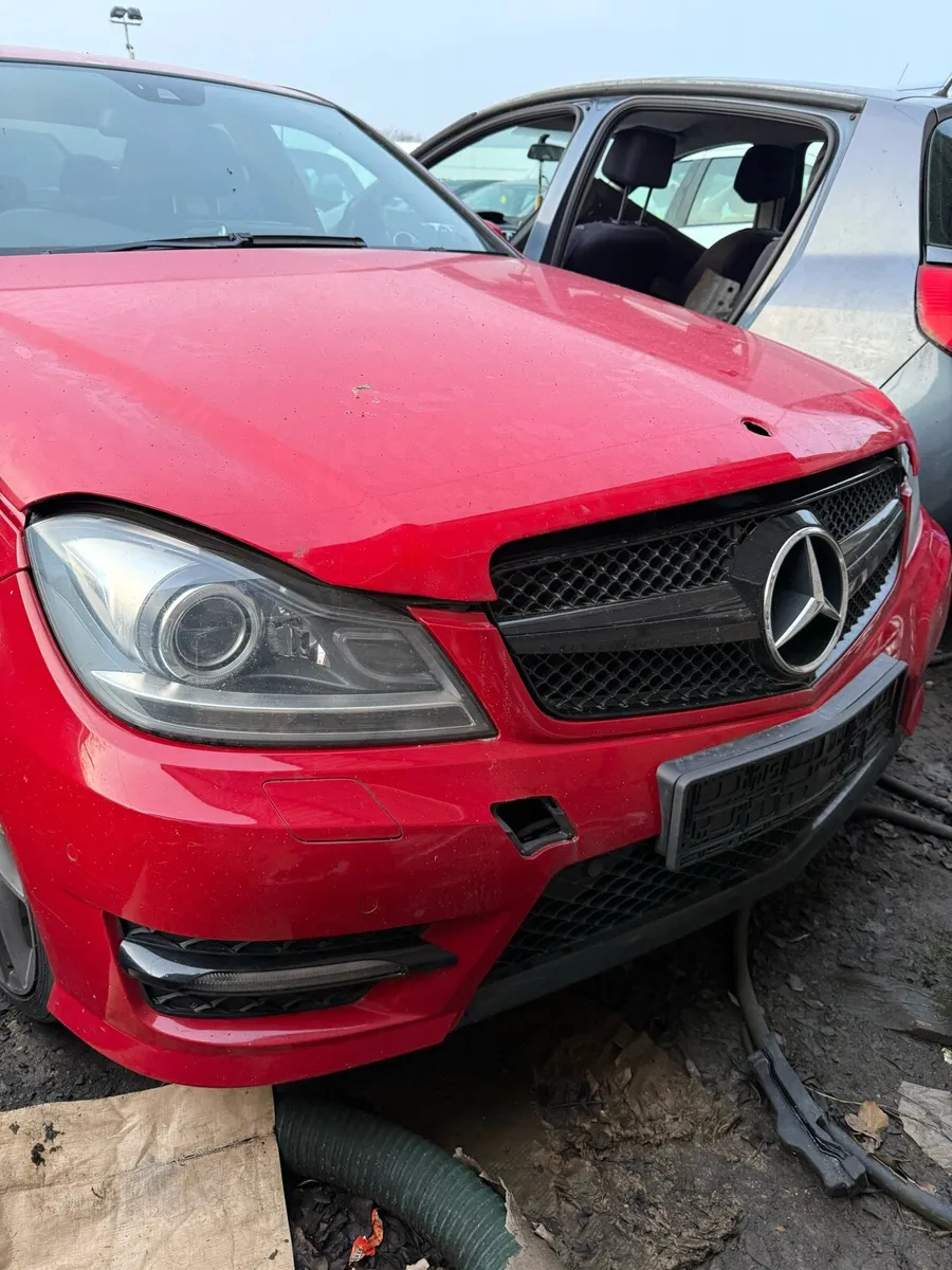 Mercedes C - Image 1