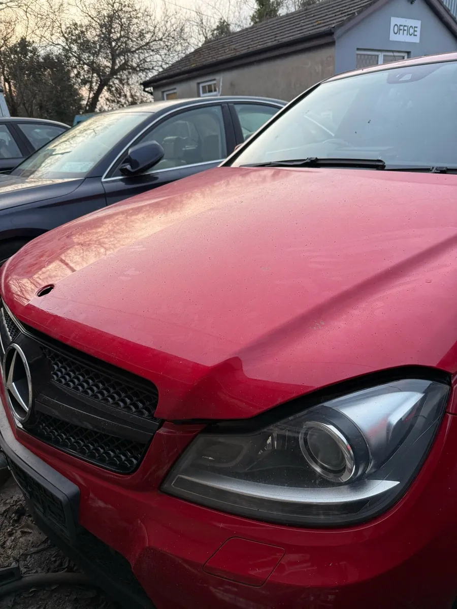 Mercedes C - Image 4