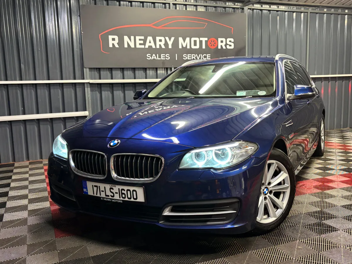 2017 BMW 5-Series 520 Diesel SE Estate Manual - Image 1