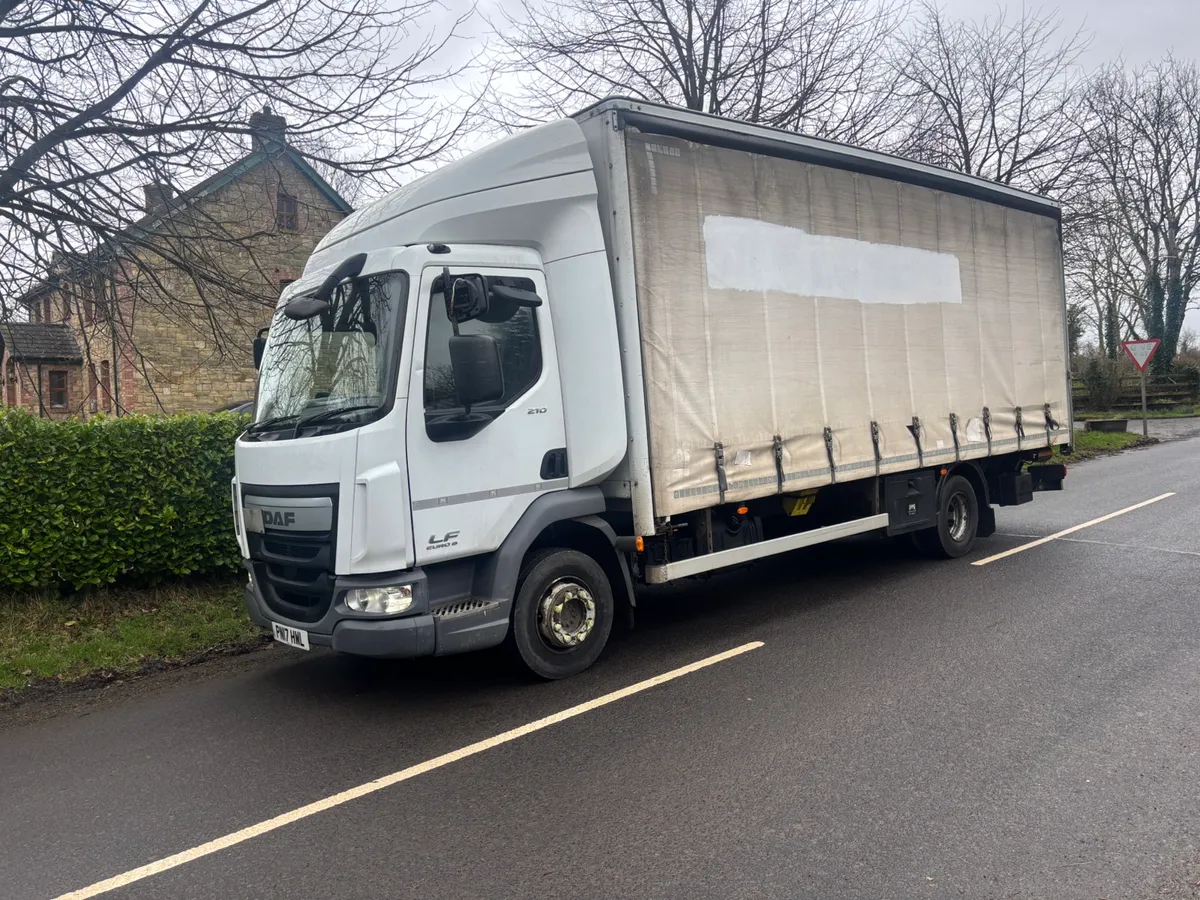 Daf lf 12 ton curtain sider - Image 3
