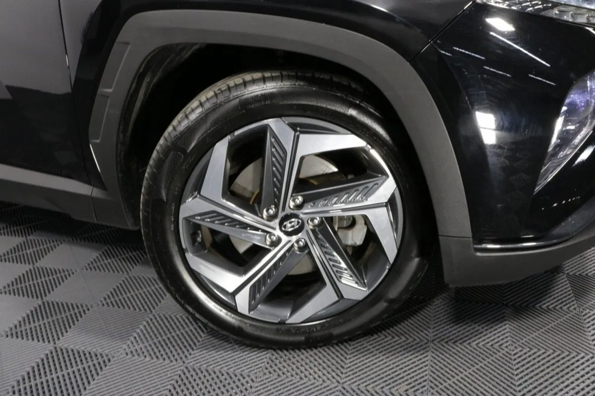 Hyundai Tucson Hybrid Executive Plus 1.6l Petrol - Image 3