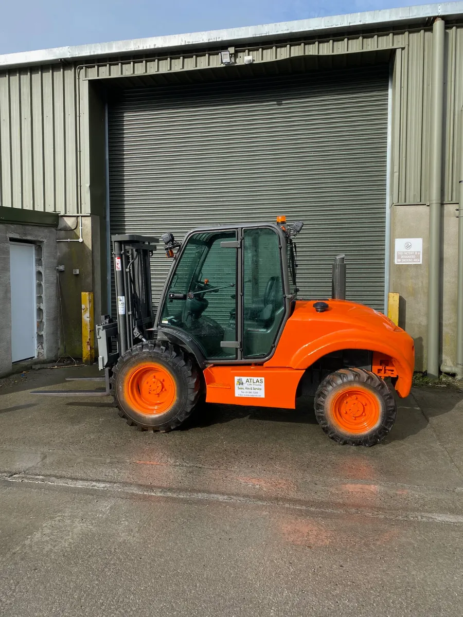 AUSA  30 DH x 4 Rough terrain forklift - Image 1