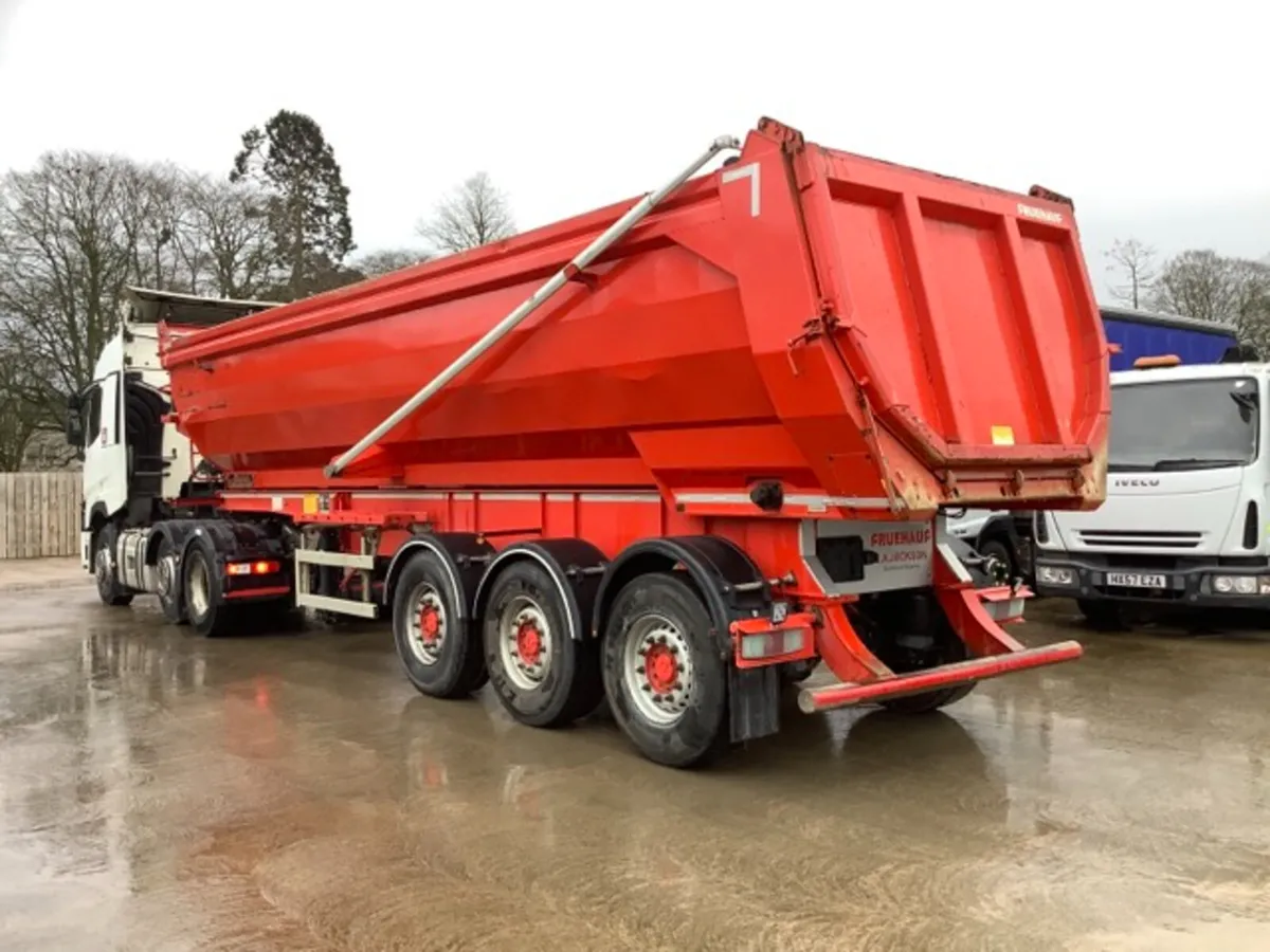 2022 Fruehauf Tri Axle Steel Aggregate Tipping - Image 3