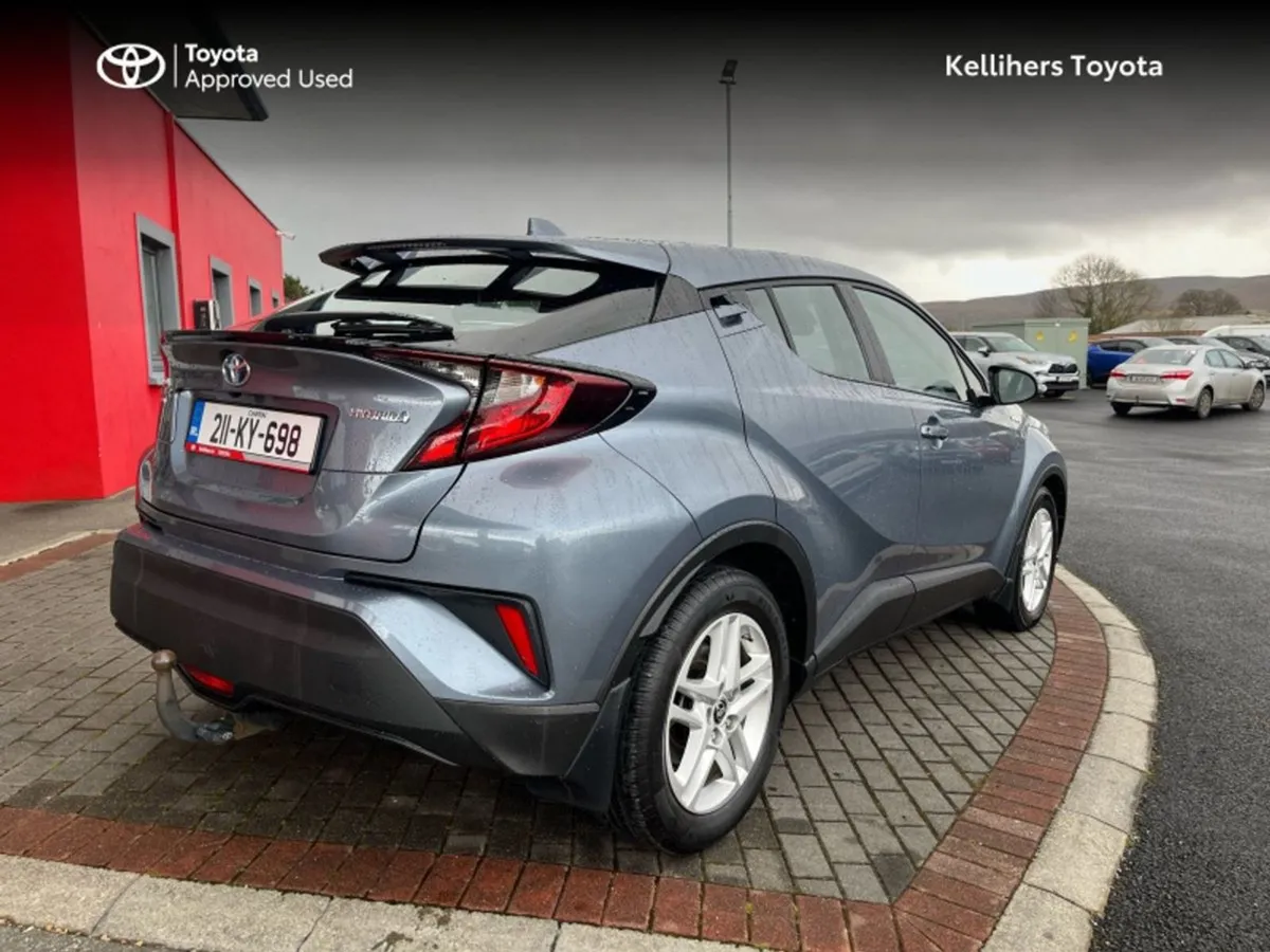 Toyota C-HR CHR 1.8 Hybrid Luna - Image 2
