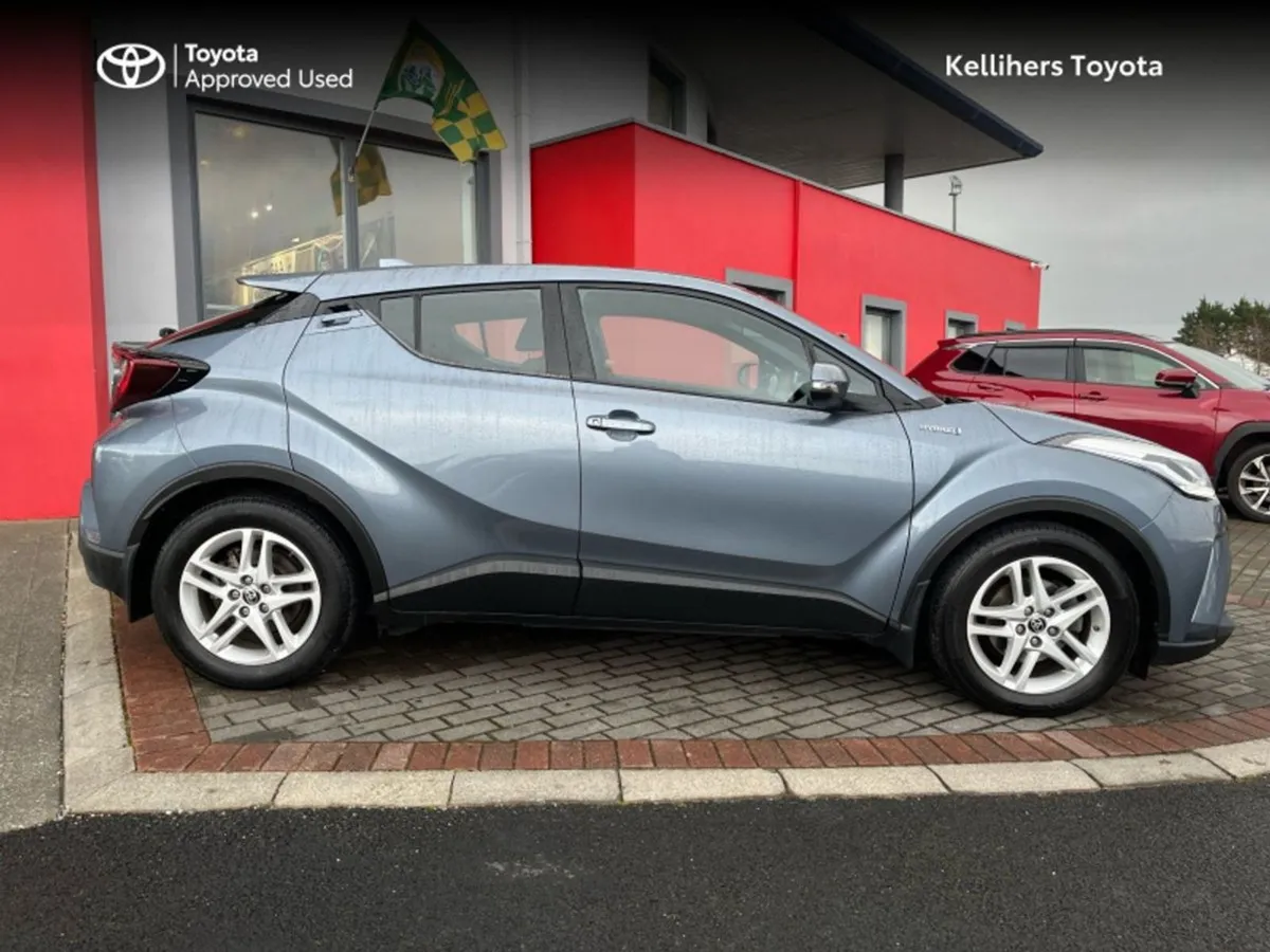 Toyota C-HR CHR 1.8 Hybrid Luna - Image 3