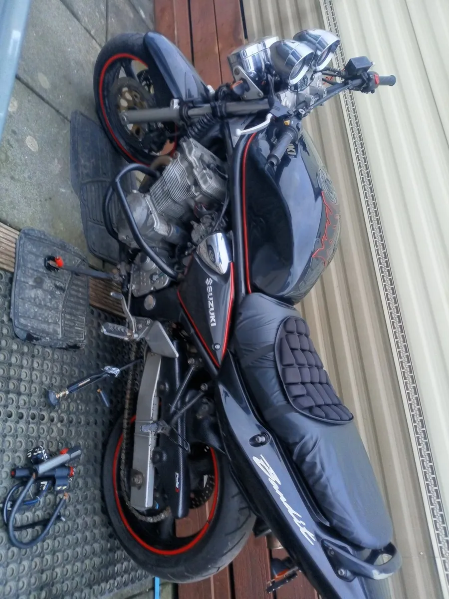 Suzuki bandit 600. - Image 4