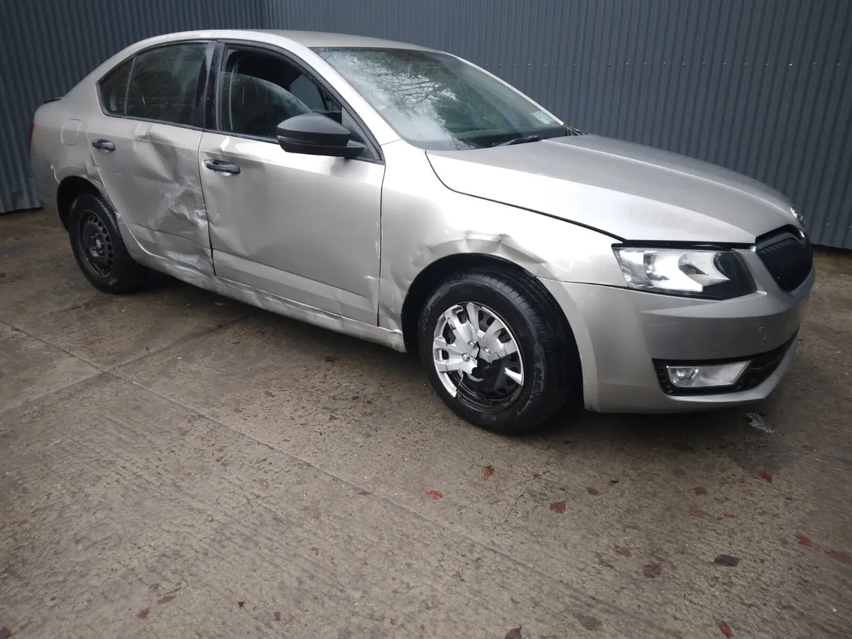 2014 Skoda Octavia 1.6 TDI Breaking/Dismantling - Image 2