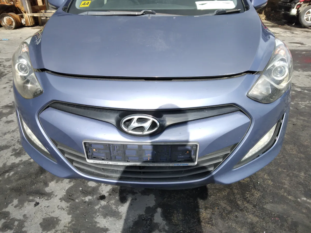 2013 Hyundai i30 1.6 crdi Breaking/Dismantling - Image 4