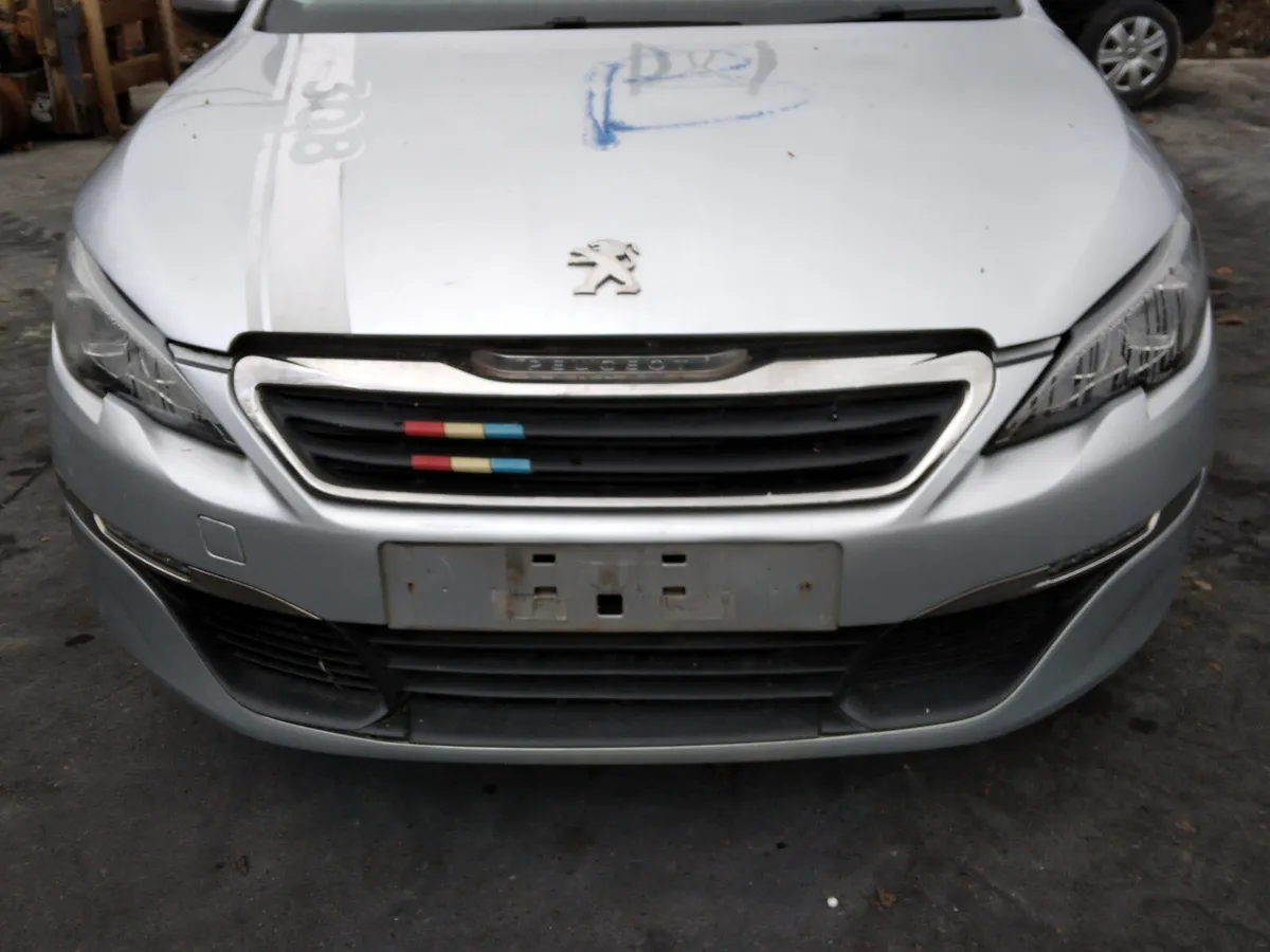 2017 Peugeot 308 Complete Front End/Set Panels - Image 3