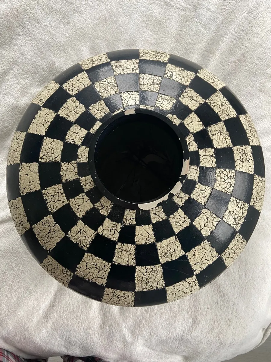 Vintage black + White Vase - Image 3