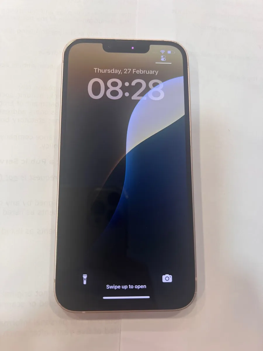 iPhone 14 unlocked - Image 4
