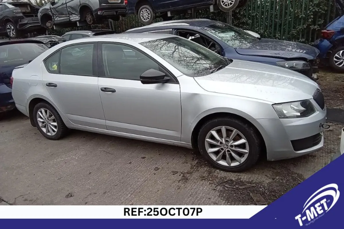 2016 SKODA OCTAVIA BREAKING FOR PARTS - Image 1