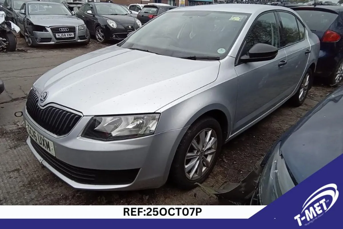 2016 SKODA OCTAVIA BREAKING FOR PARTS - Image 4