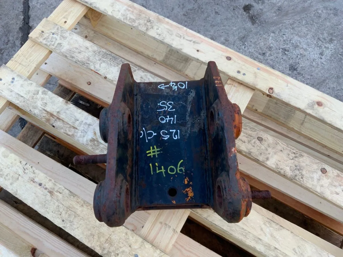 3t MINI DIGGER HAMMER CRADLE.......35mm....1406 - Image 3