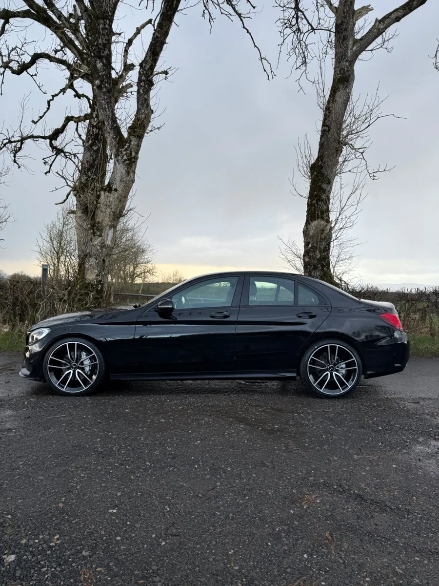 162  Mercedes-Benz C200 Cdi 1.6D Amg Line - Image 2
