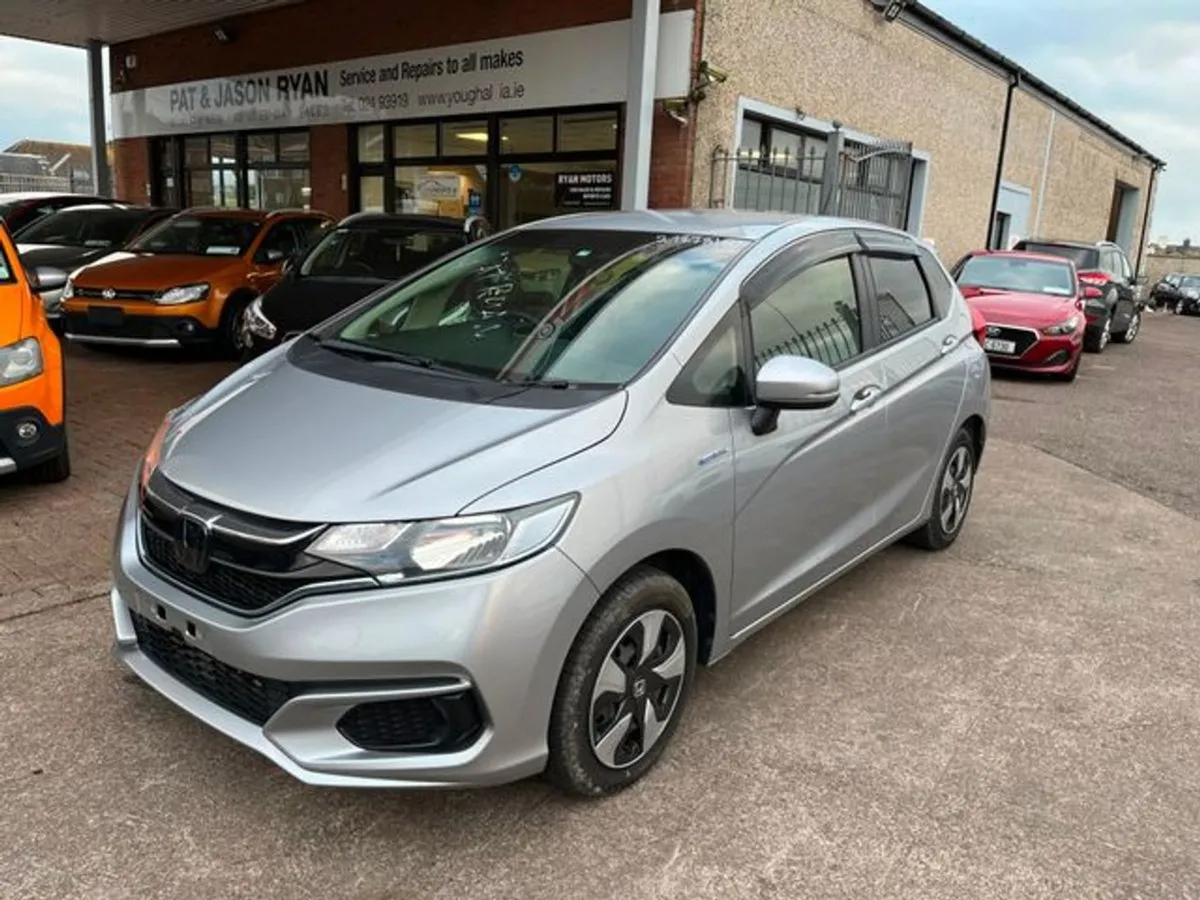 Honda Fit 1.5 Hybrid - Image 1