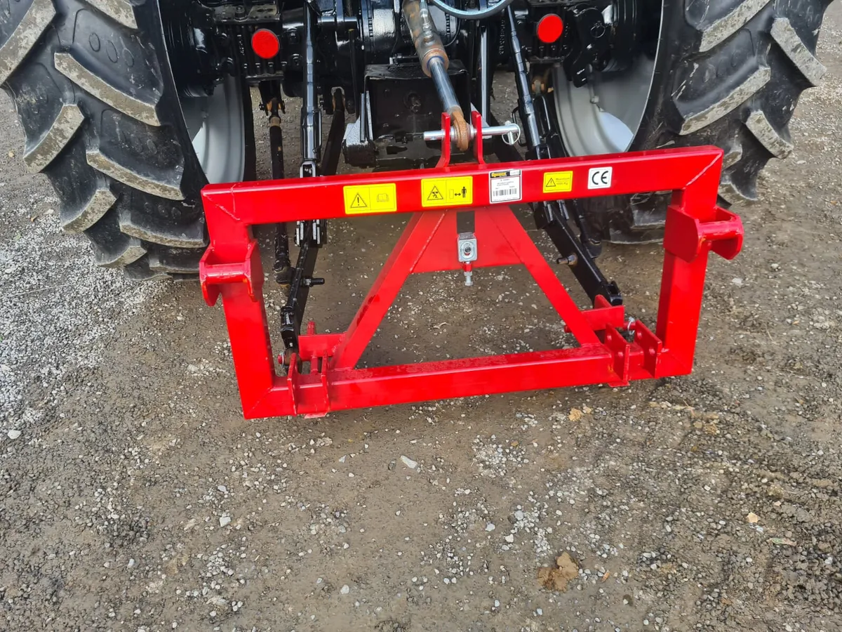 Implement Adapter 3 P Linkage/ Euro Bracket - Image 3