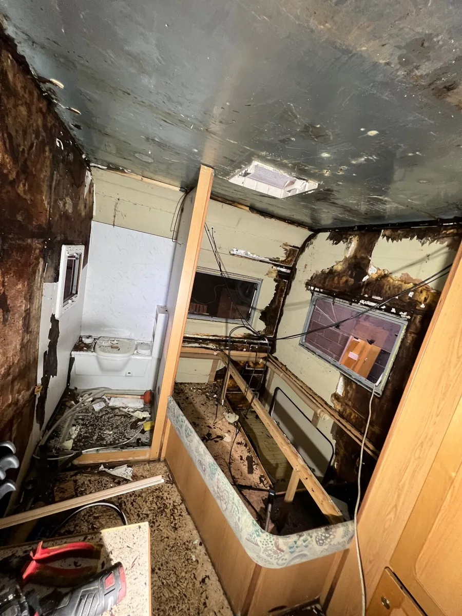 camper repair - Image 1