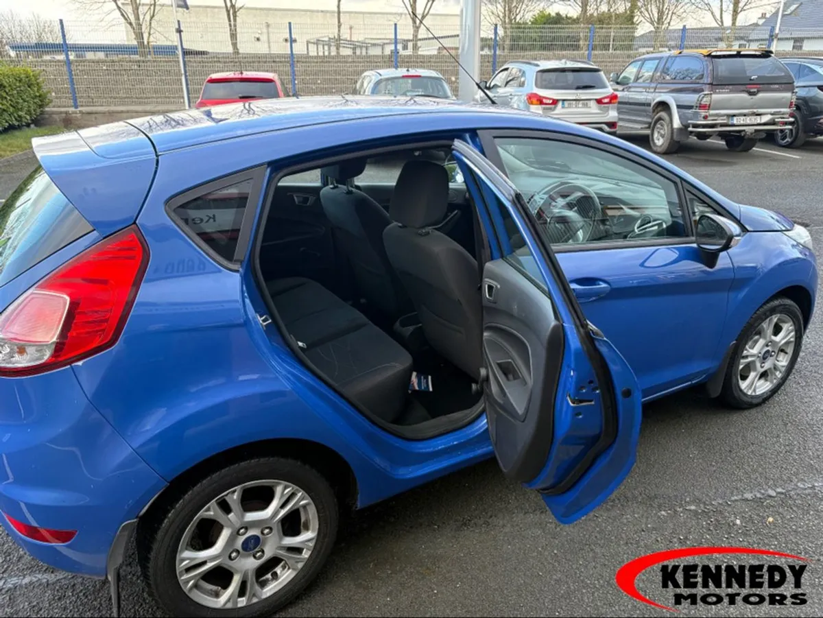 Ford Fiesta MCA Zetec 1.25 60ps M5 4DR - Image 4