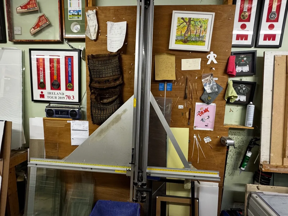 Picture Framing equipment - Image 1