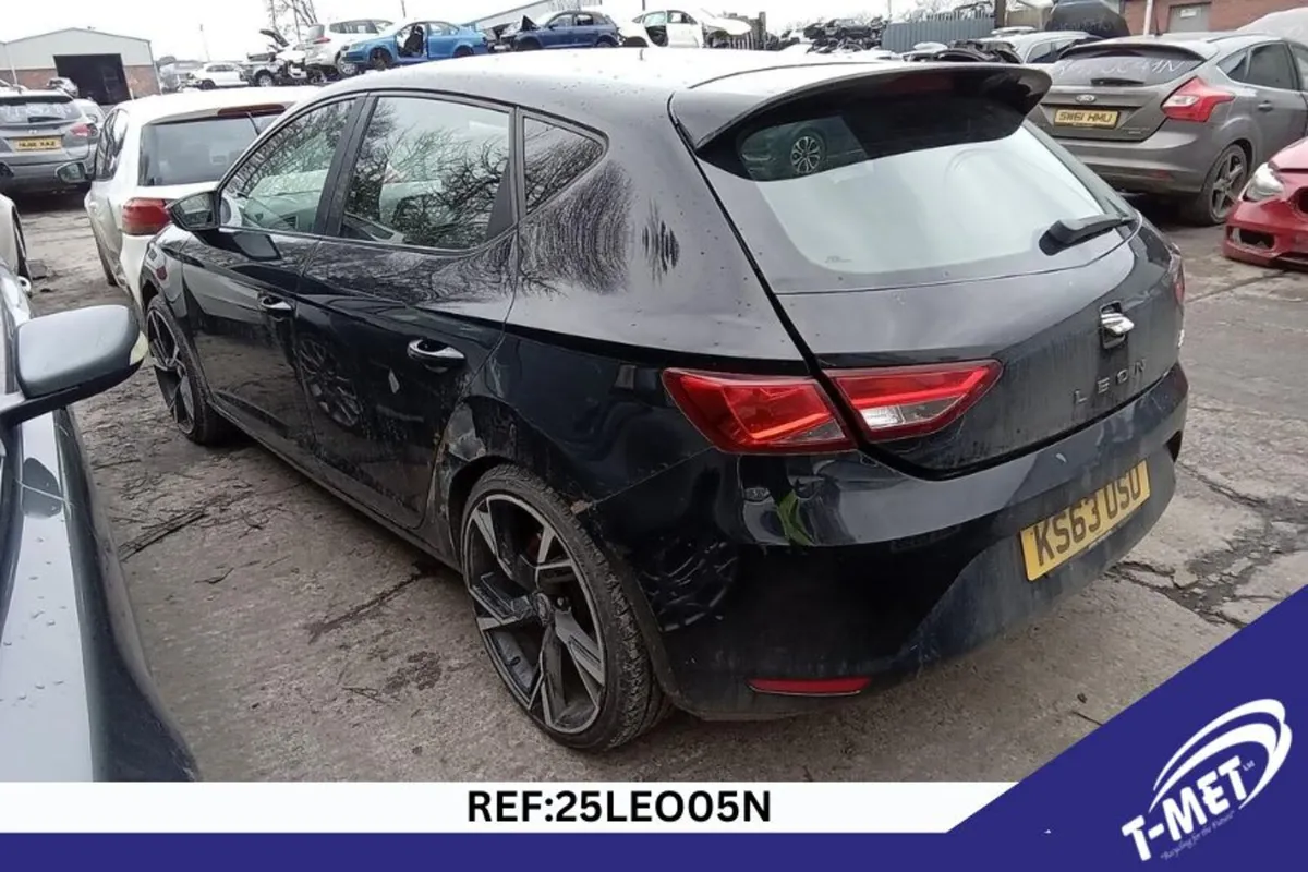 2013 SEAT LEON BREAKING FOR PARTS - Image 4
