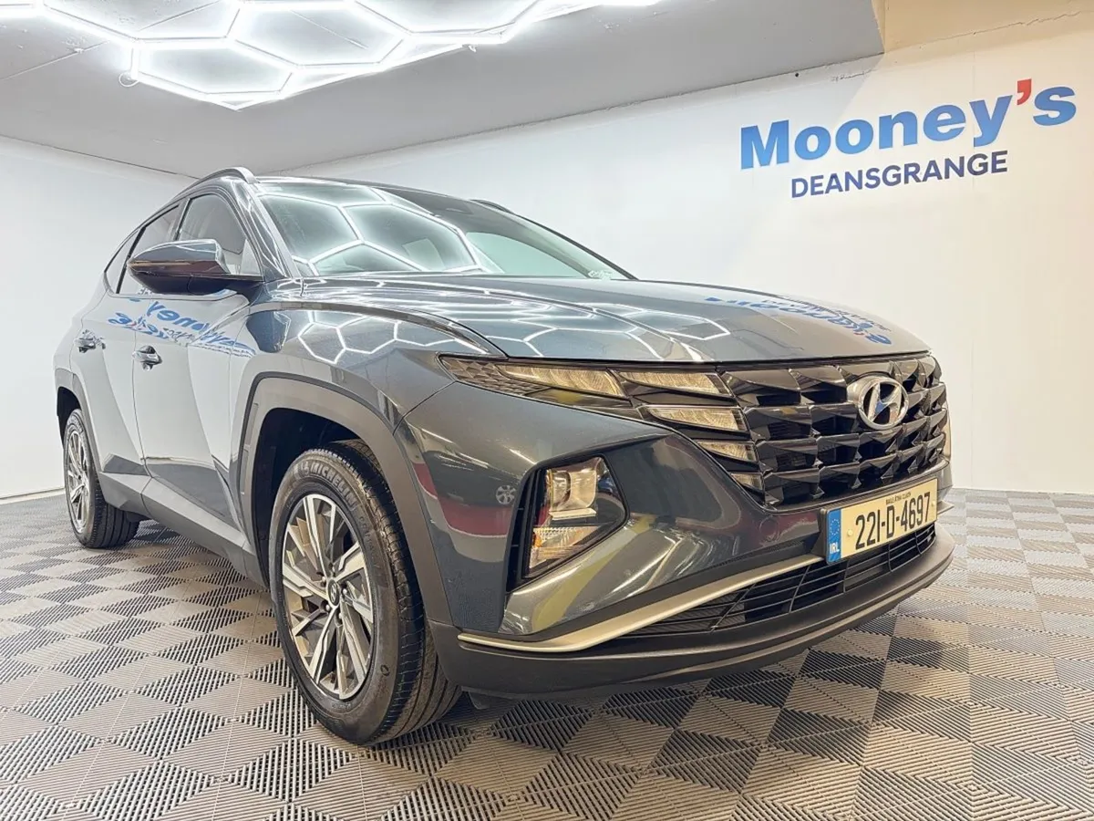 Hyundai Tucson 2WD Executive HEV Auto - Image 1