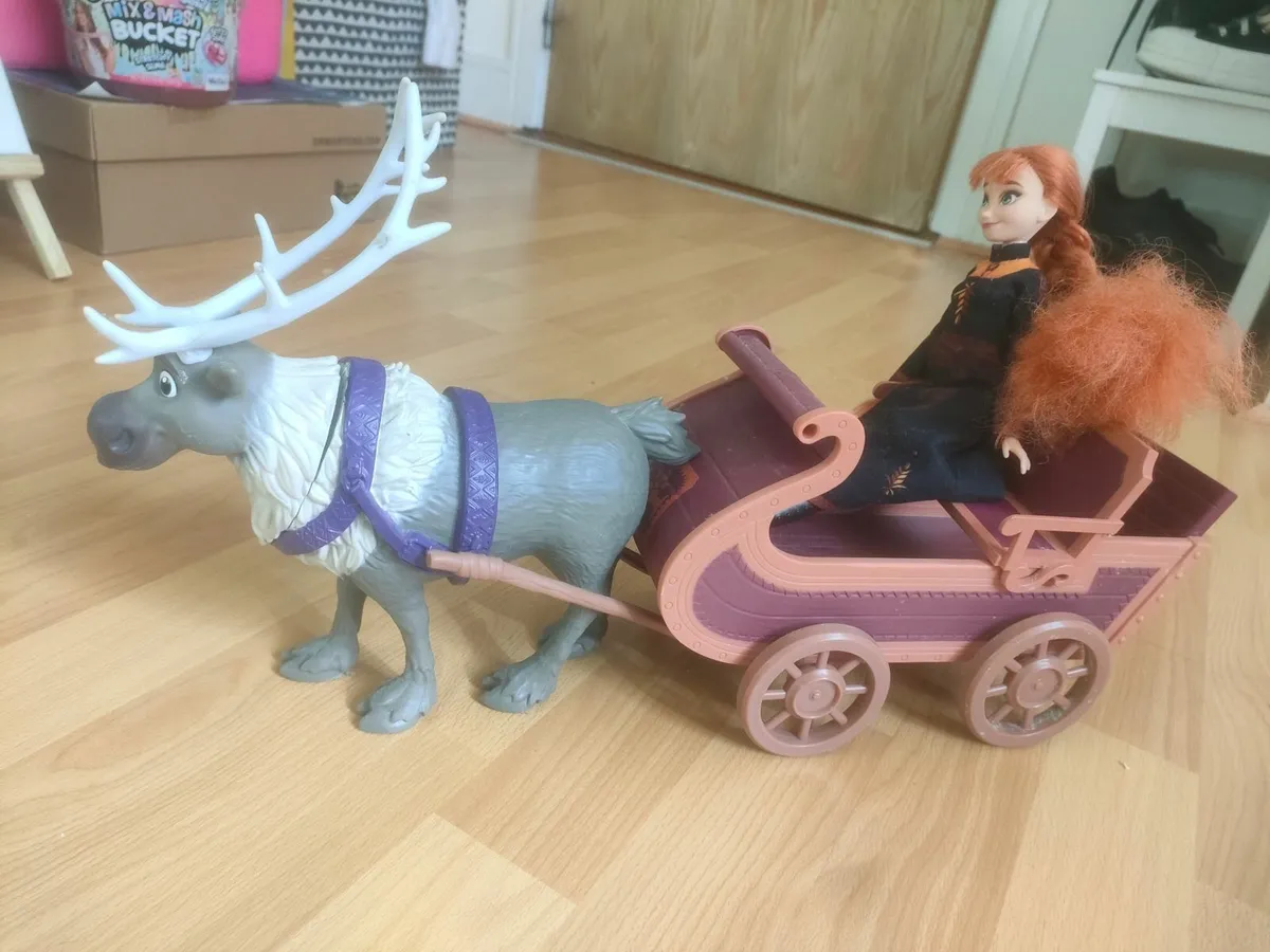 Frozen toys - Image 2
