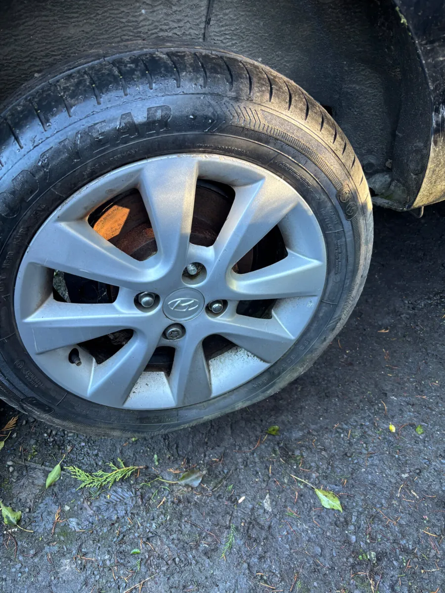 Hyundai I 20 1.2  24,000 miles BREAKING - Image 4