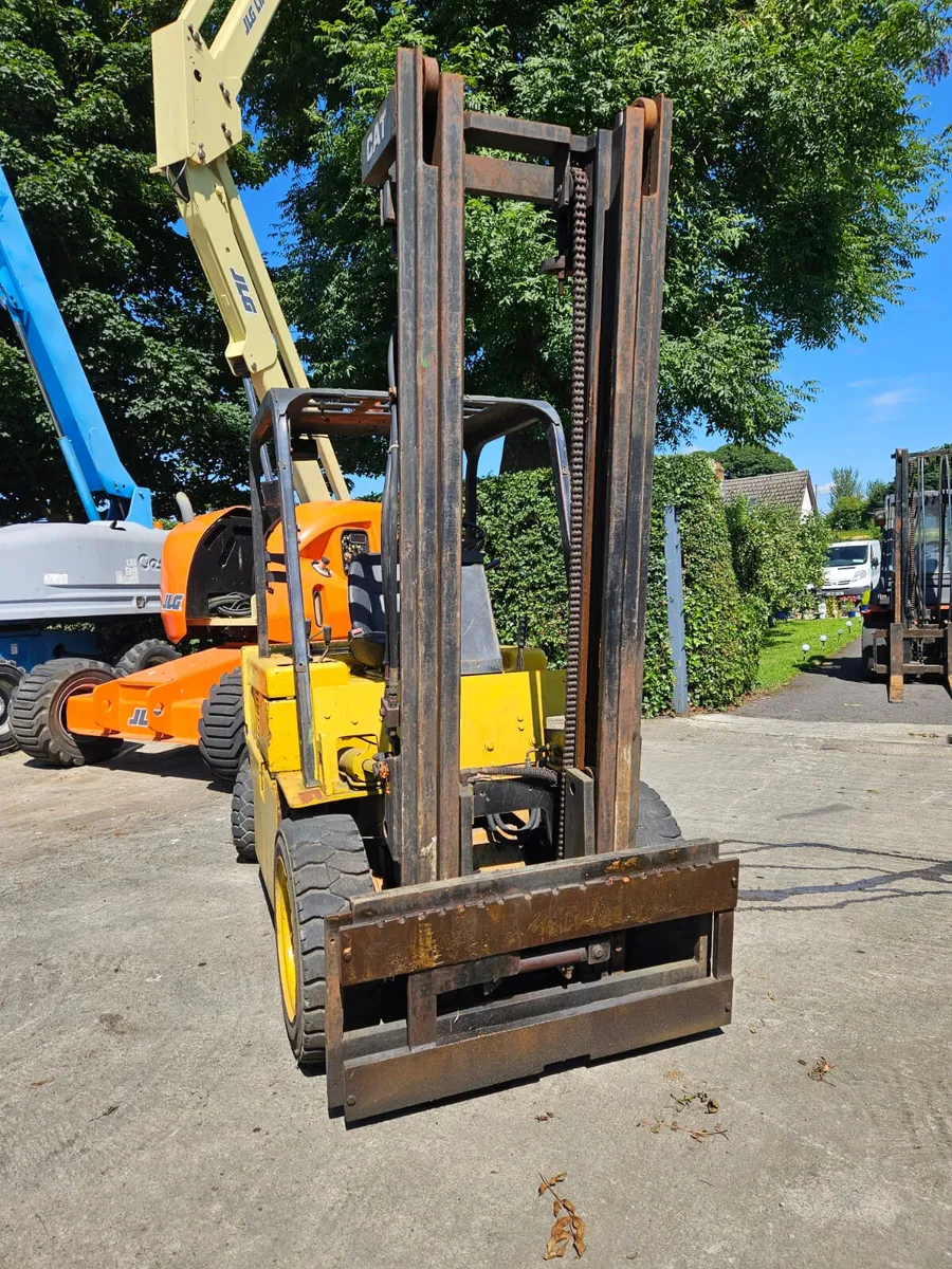 Cat 3.5 ton forklift - Image 2