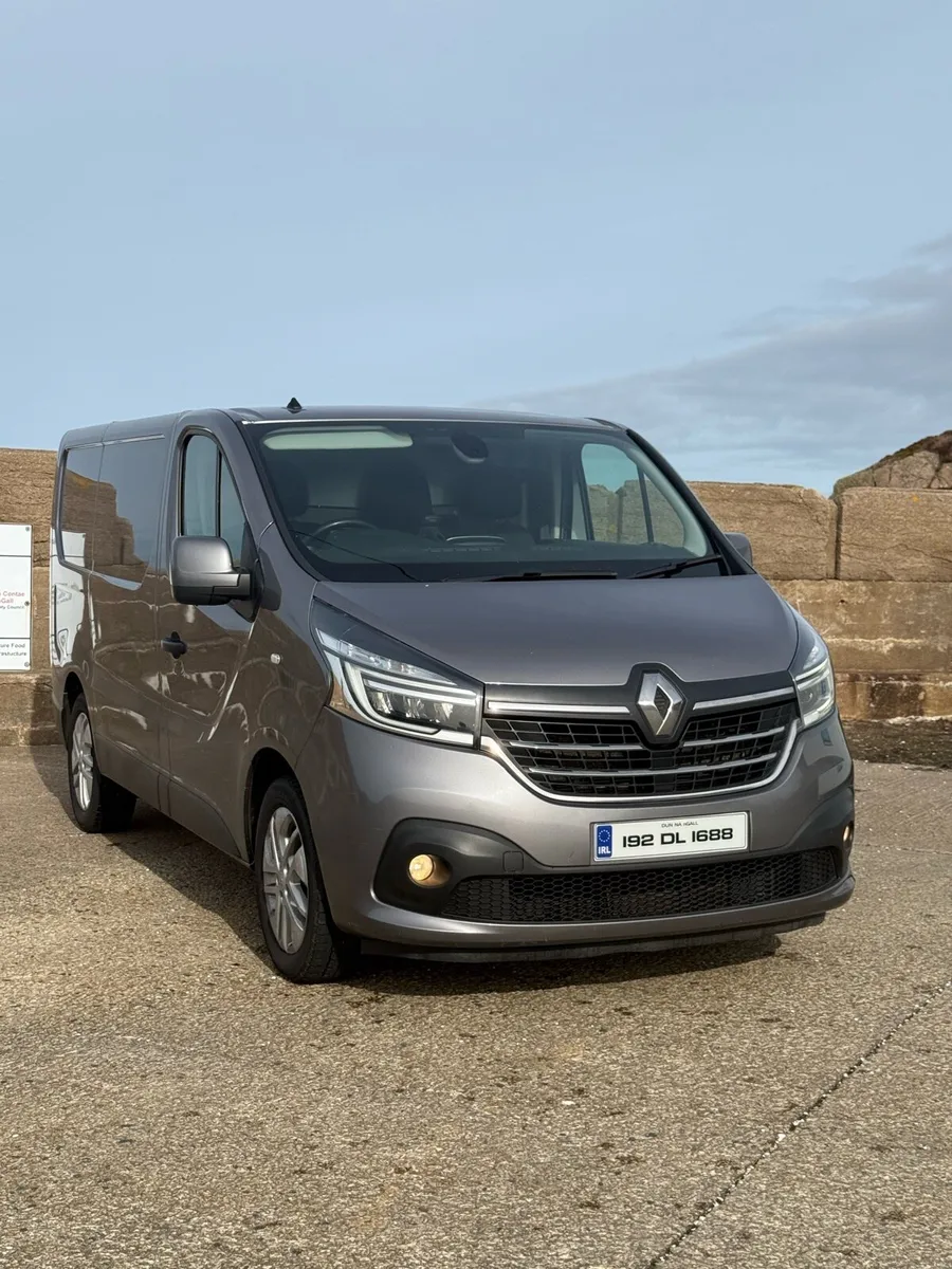 Renault Trafic Sport (No Vat) - Image 1
