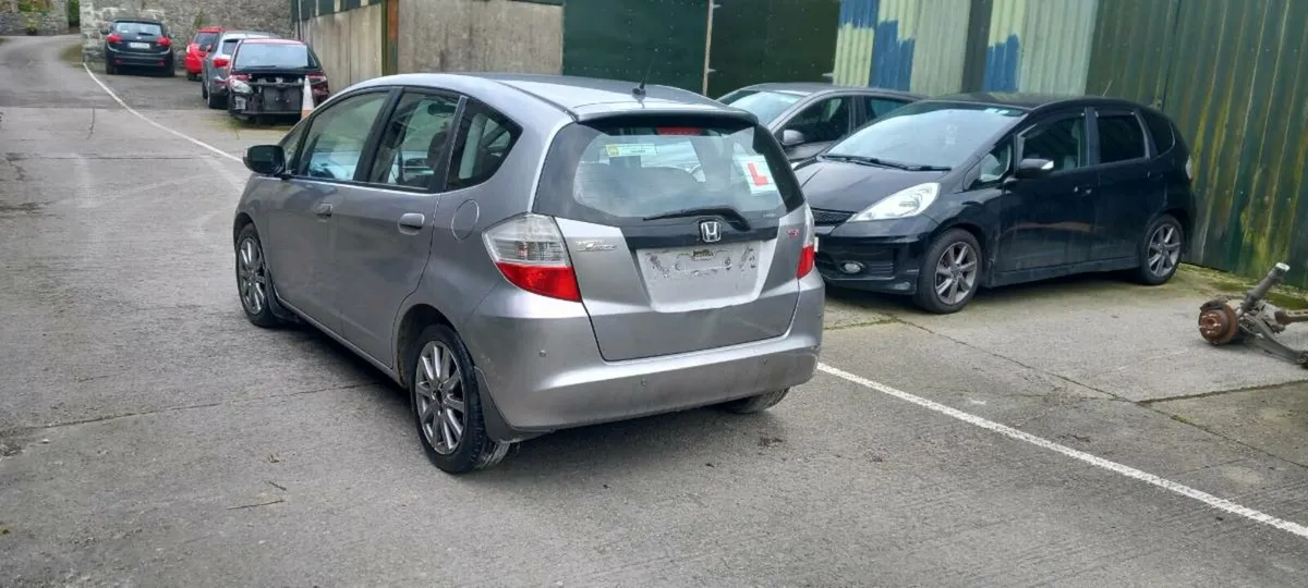 2011 HONDA JAZZ 1.3 i-VTEC 5 DOOR ♻️ FOR PARTS♻️ - Image 4