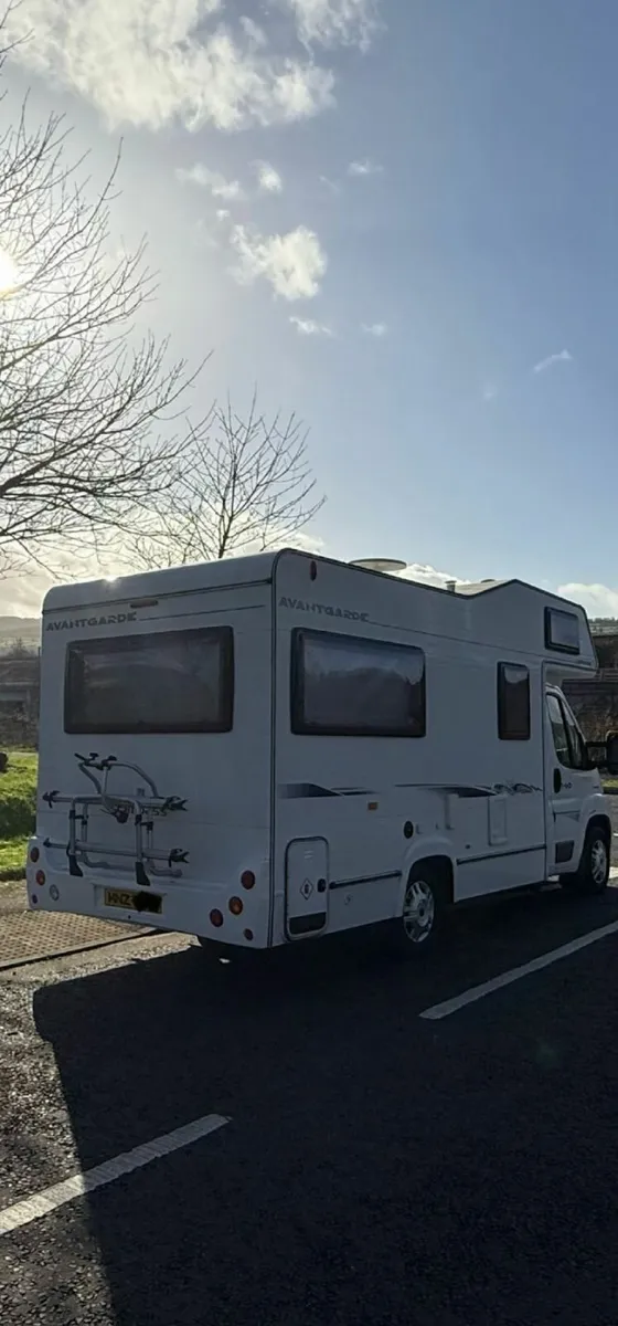 motorhome - Image 2