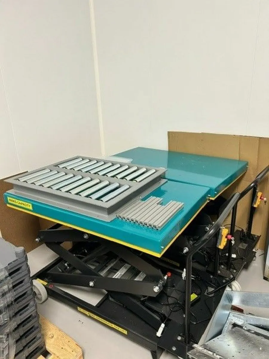 800kg Electric Double Scissor Lift Table * 2 - Image 1