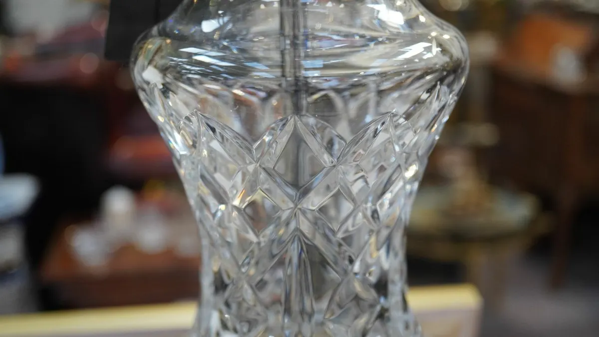 Vintage Waterford Crystal Table Lamp with Brass Ba - Image 4